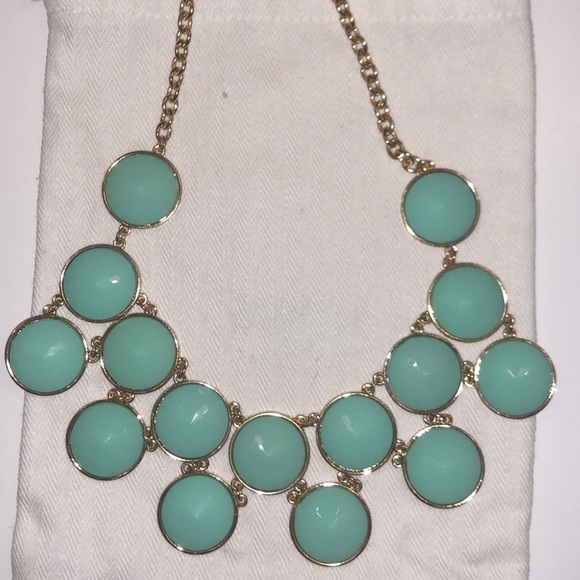 Francesca’s Bubble Necklace - Picture 3 of 3